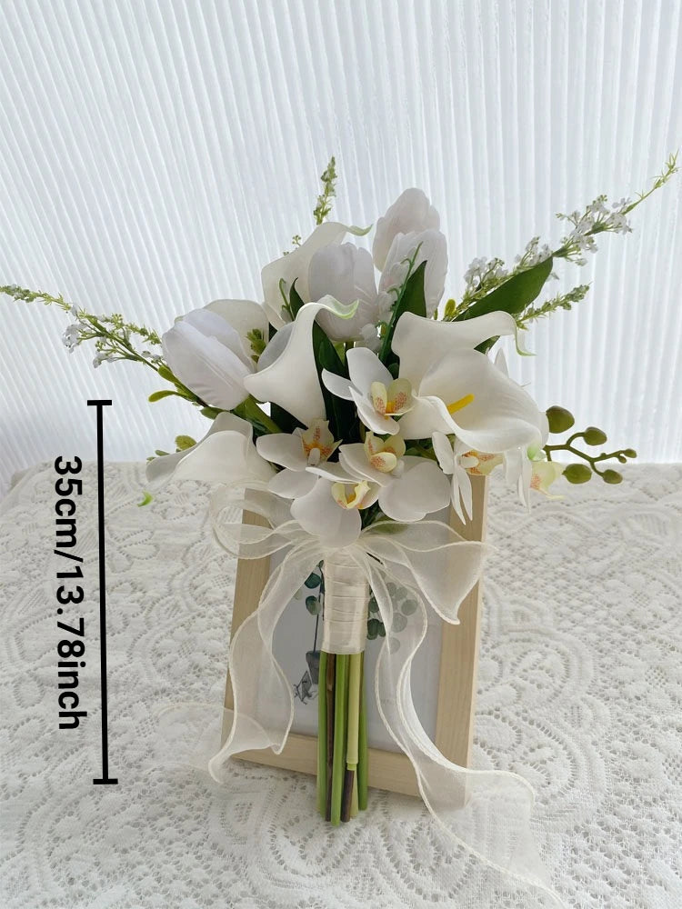 White Artificial Calla Lily Holding Flower Bouquet Bridal Wedding Bouquet Wedding Photography Prop Party Ceremony Anniversary
