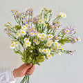 Artificial Chamomile & Daisy Bouquet Faux Flower Arrangement, Pastoral Style Floral Ornament for Living Room Home Decor