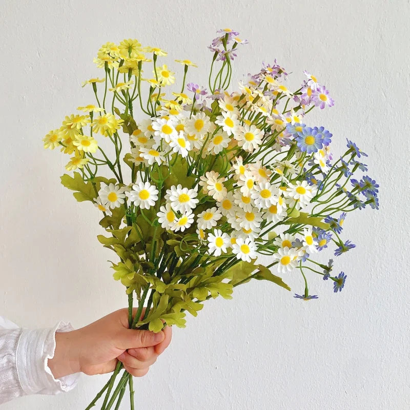 Artificial Chamomile & Daisy Bouquet Faux Flower Arrangement, Pastoral Style Floral Ornament for Living Room Home Decor