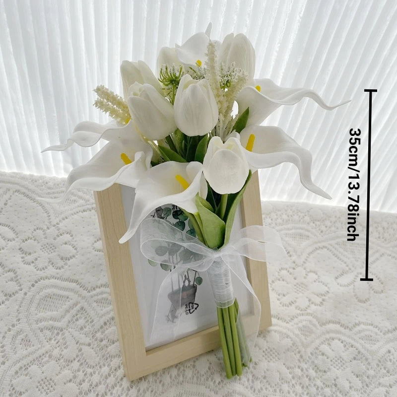 White Artificial Calla Lily Holding Flower Bouquet Bridal Wedding Bouquet Wedding Photography Prop Party Ceremony Anniversary